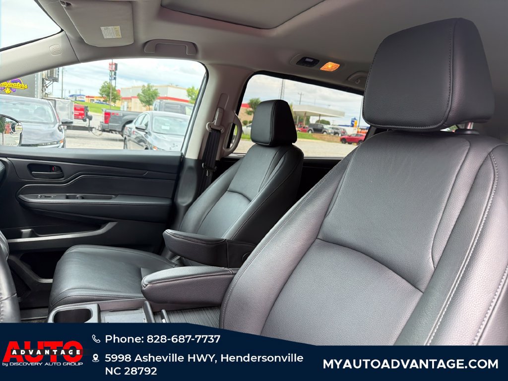 Used 2025 Honda Odyssey EX-L image 12