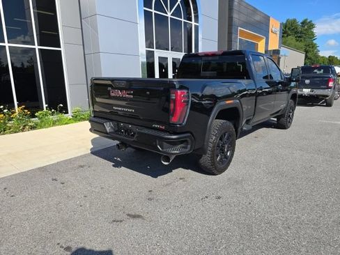 Used 2026 GMC Sierra 2500 AT4 AWD/4WD image 6
