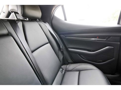 Used 2025 MAZDA MAZDA3 s FWD image 10