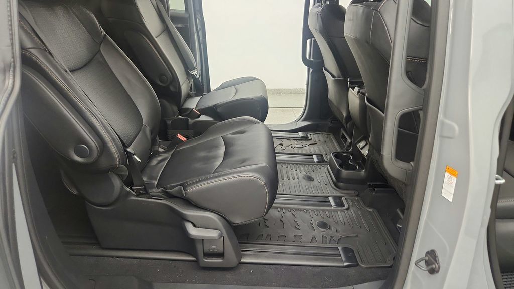 Used 2026 Toyota Sienna XLE Woodland Edition AWD/4WD image 48