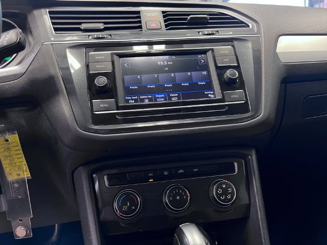 Used 2021 Volkswagen Tiguan S FWD image 24
