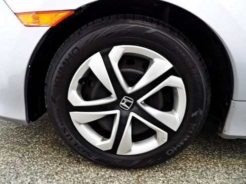 Used 2018 Honda Civic LX image 17