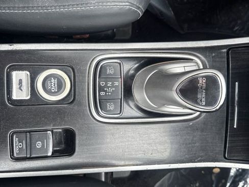 Used 2018 Mitsubishi Outlander GT AWD/4WD image 83