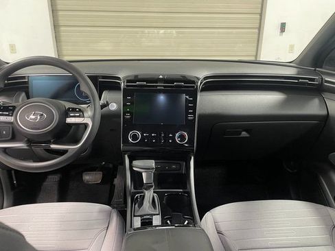 Used 2023 Hyundai Santa Cruz SEL w/ Activity Package AWD/4WD image 13