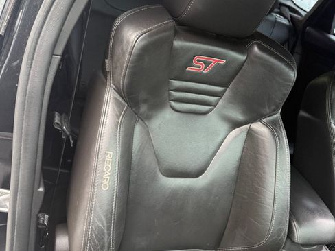 Used 2014 Ford Focus ST w/ Equipment Group 202A FWD image 42