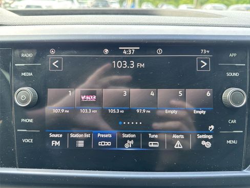 Used 2022 Volkswagen Taos SE FWD image 18