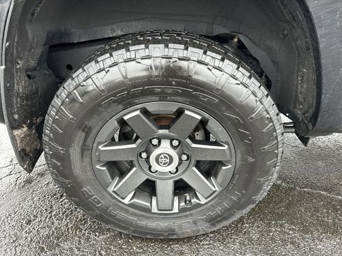 Used 2021 Toyota 4Runner Trail Special Edition image 12