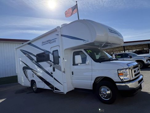 Used 2024 Ford E-350 and Econoline 350 Super Duty w/ Motorhome Prep Package image 32