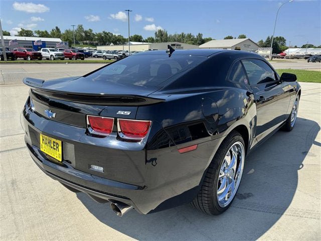 Used 2010 Chevrolet Camaro SS w/ RS Package RWD image 8