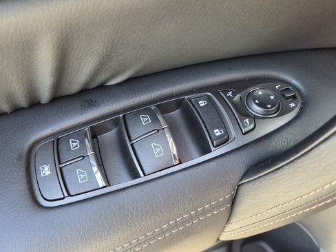 Used 2024 Nissan Armada Platinum w/ Captain's Chairs Package RWD image 37