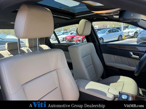 Used 2012 Mercedes-Benz E 350 4MATIC Sedan image 30