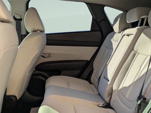 New 2026 Hyundai Tucson SEL image 17