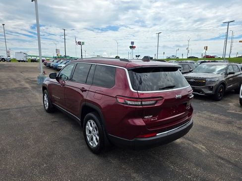 Used 2023 Jeep Grand Cherokee L Limited w/ Luxury Tech Group II AWD/4WD image 6