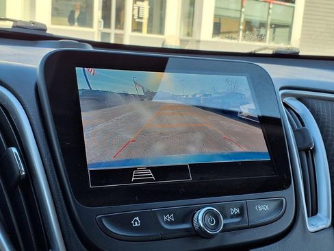 Used 2024 Chevrolet Malibu LT image 8