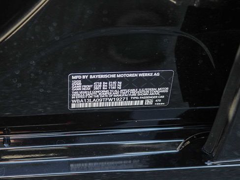 New 2026 BMW 330i Sedan w/ M Sport Package image 28