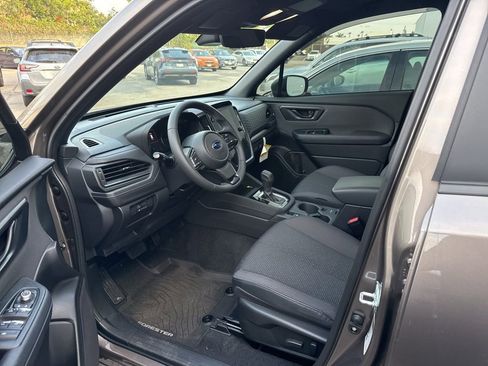 Certified 2025 Subaru Forester Premium image 6