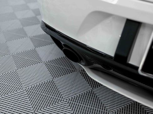 Used 2016 Aston Martin Vanquish Coupe image 23