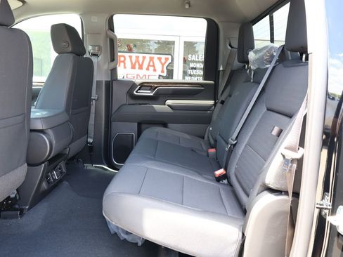 New 2026 GMC Sierra 2500 SLE w/ Max Trailering Package AWD/4WD image 27