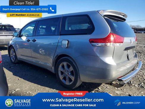 Used 2014 Toyota Sienna L image 3