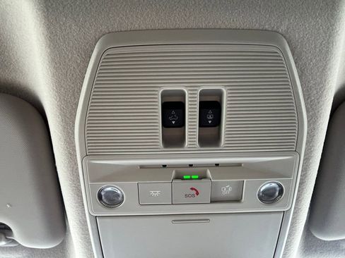 New 2026 Nissan Kicks SR w/ SR Premium Package image 7