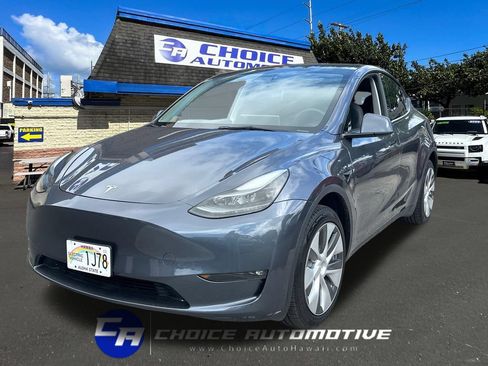 Used 2023 Tesla Model Y Long Range AWD/4WD image 1