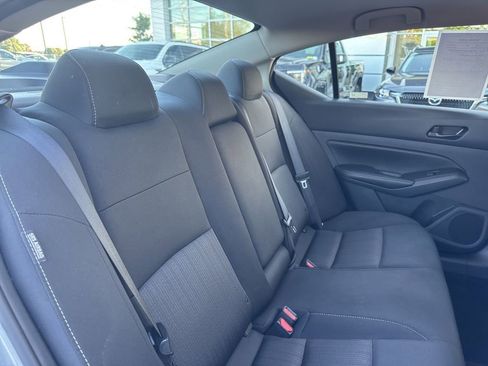 Used 2024 Nissan Altima 2.5 SV FWD image 18