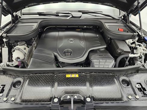 New 2026 Mercedes-Benz GLS 450 4MATIC image 12