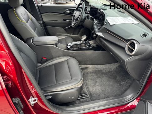 Used 2024 Chevrolet Trax ACTIV w/ Sunroof Package image 25