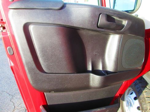 Used 2018 RAM ProMaster 1500 image 11