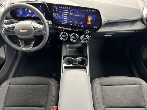 New 2025 Chevrolet Blazer EV LT image 13