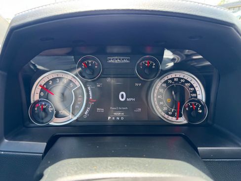 Used 2017 RAM 1500 Laramie w/ Convenience Group AWD/4WD image 18