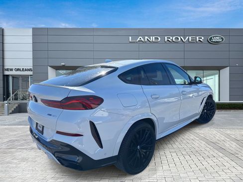 Used 2022 BMW X6 xDrive40i w/ M Sport Package image 6