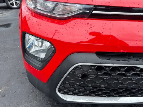 Used 2022 Kia Soul LX FWD image 10