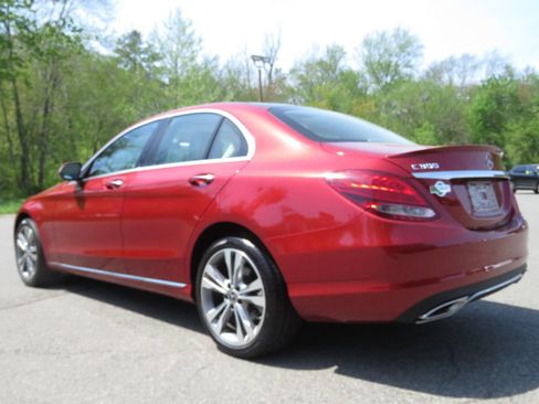 Used 2018 Mercedes-Benz C 300 4MATIC Sedan image 7