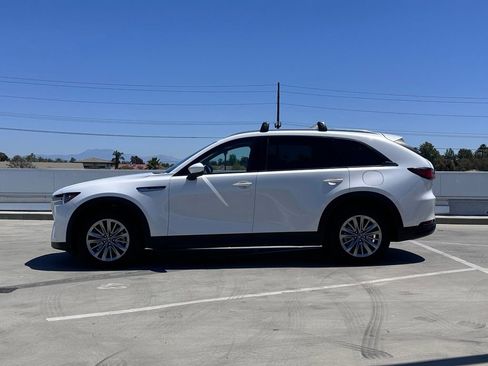 Certified 2024 MAZDA CX-90 Plug-In Hybrid w/ Preferred AWD/4WD image 8