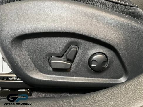 Used 2023 Jeep Compass Latitude image 20