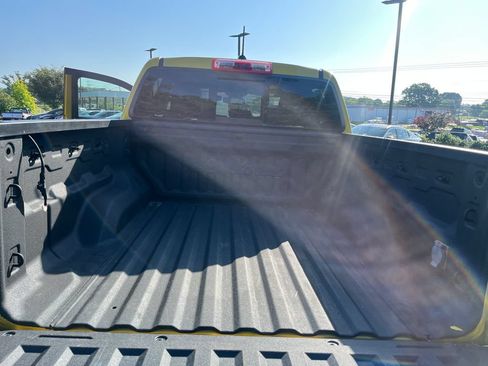 Used 2023 GMC Canyon AT4X w/ Edition 1 AWD/4WD image 21