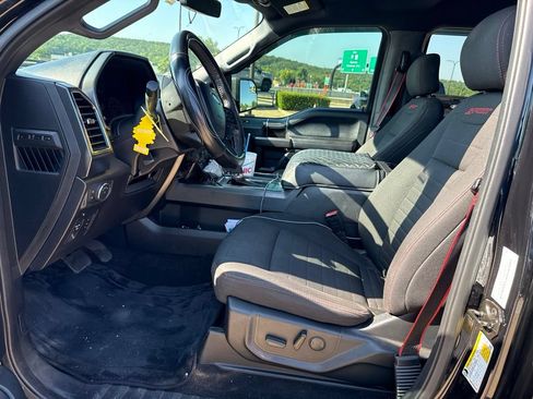 Used 2019 Ford F150 XLT w/ Equipment Group 302A Luxury AWD/4WD image 10