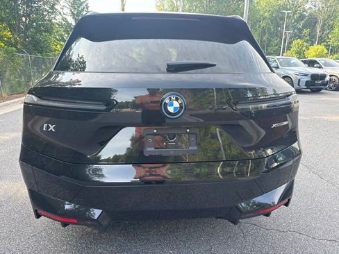 Used 2024 BMW iX xDrive50 w/ Premium Package AWD/4WD image 14