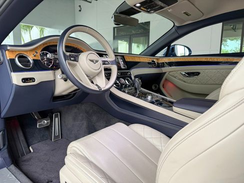 Used 2020 Bentley Continental GT V8 AWD/4WD image 18