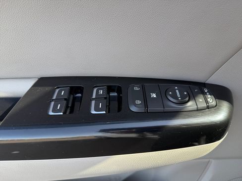 Used 2017 Kia Sportage SX FWD image 17