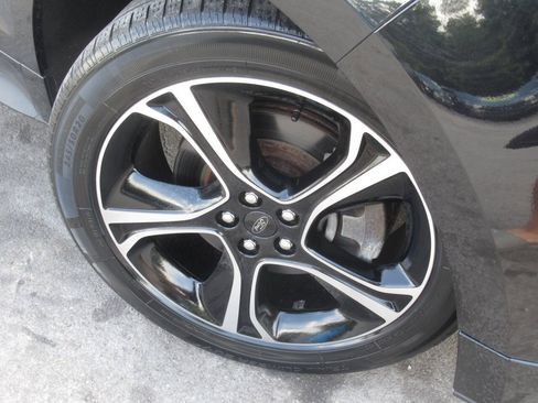 Used 2021 Ford Edge ST AWD/4WD image 5