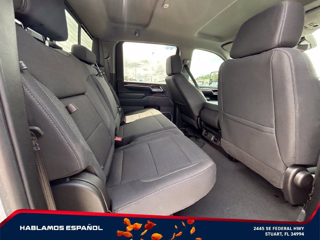 Used 2026 GMC Sierra 2500 SLE w/ SLE Value Package; AWD/4WD image 18