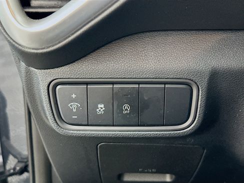 Used 2025 Kia Soul LX w/ LX Technology Package image 15