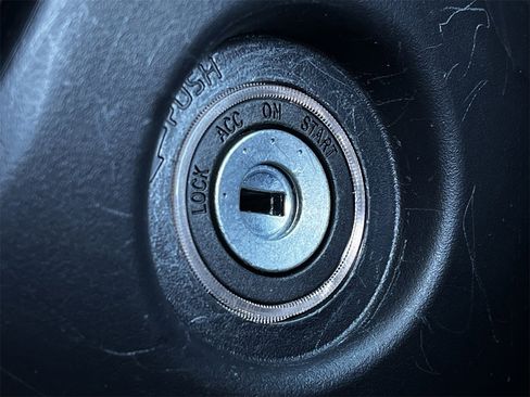 Used 2025 Toyota RAV4 LE image 18