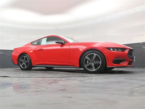Used 2024 Ford Mustang Premium image 37