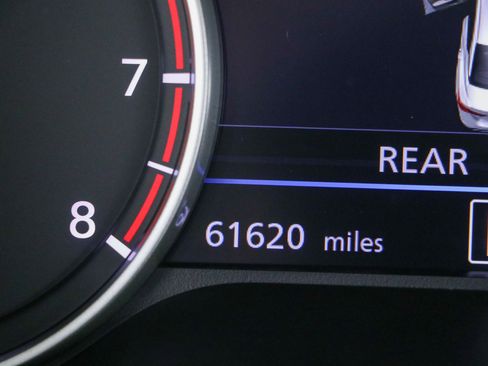 Used 2024 Nissan Sentra SV FWD image 16