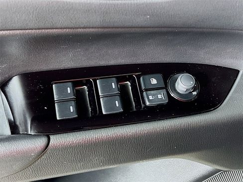 Used 2025 MAZDA CX-5 AWD 2.5 S w/ Preferred Package image 16