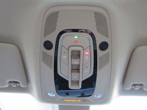 Used 2022 Audi Q5 2.0T Premium image 20