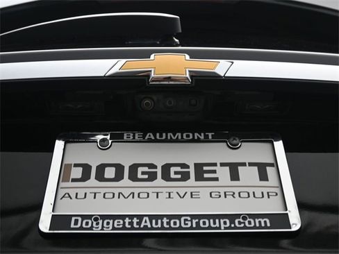 Used 2022 Chevrolet Traverse LT image 27